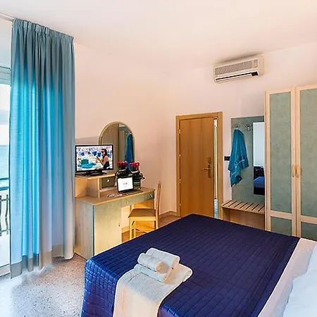 Excelsior Hotel 3*