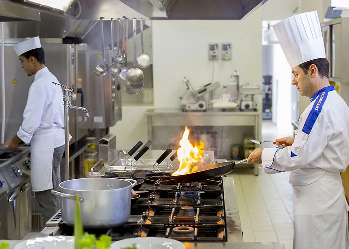 Excelsior Альба-Адриатика